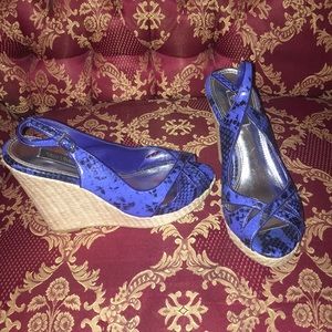 White house black market blue and black wedges.